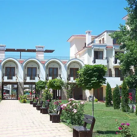 Hotel Martinez 4*